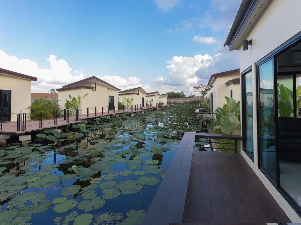 Bua Tara Resort Nong Prue Zewnętrze zdjęcie
